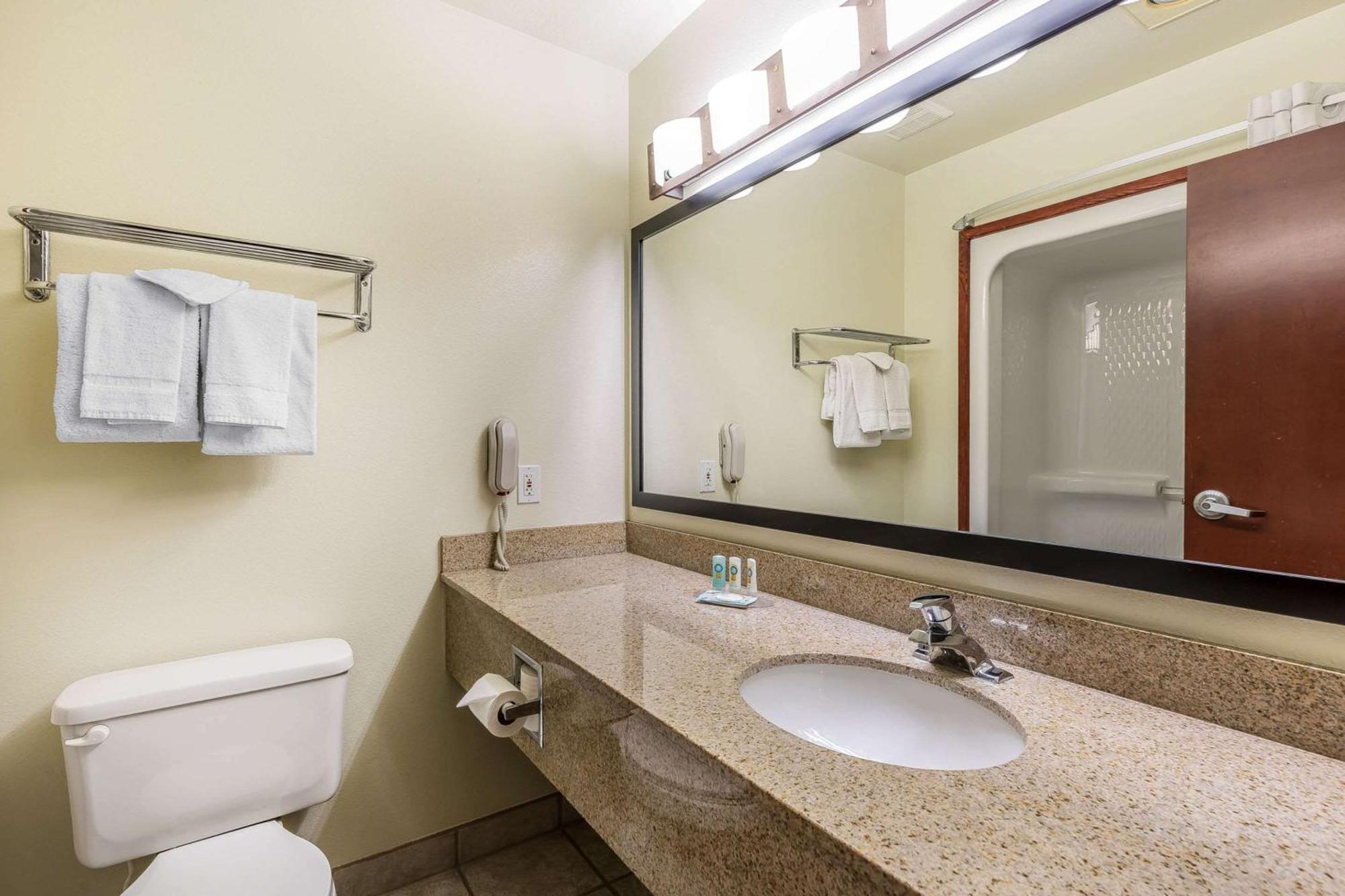 Quality Inn Washington - St George North מראה חיצוני תמונה